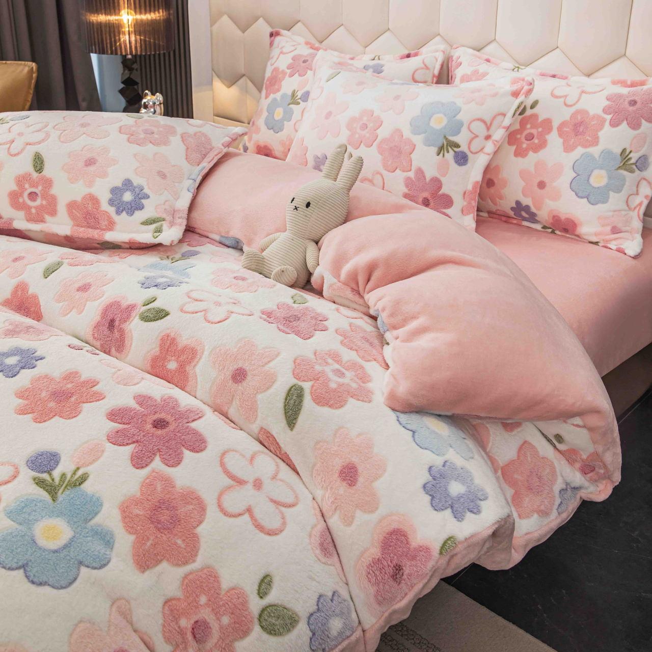 Lenjerie de pat dublu cocolino,4 piese, cearceaf cu elastic,alba/roz cu floricele-A1433 [2]