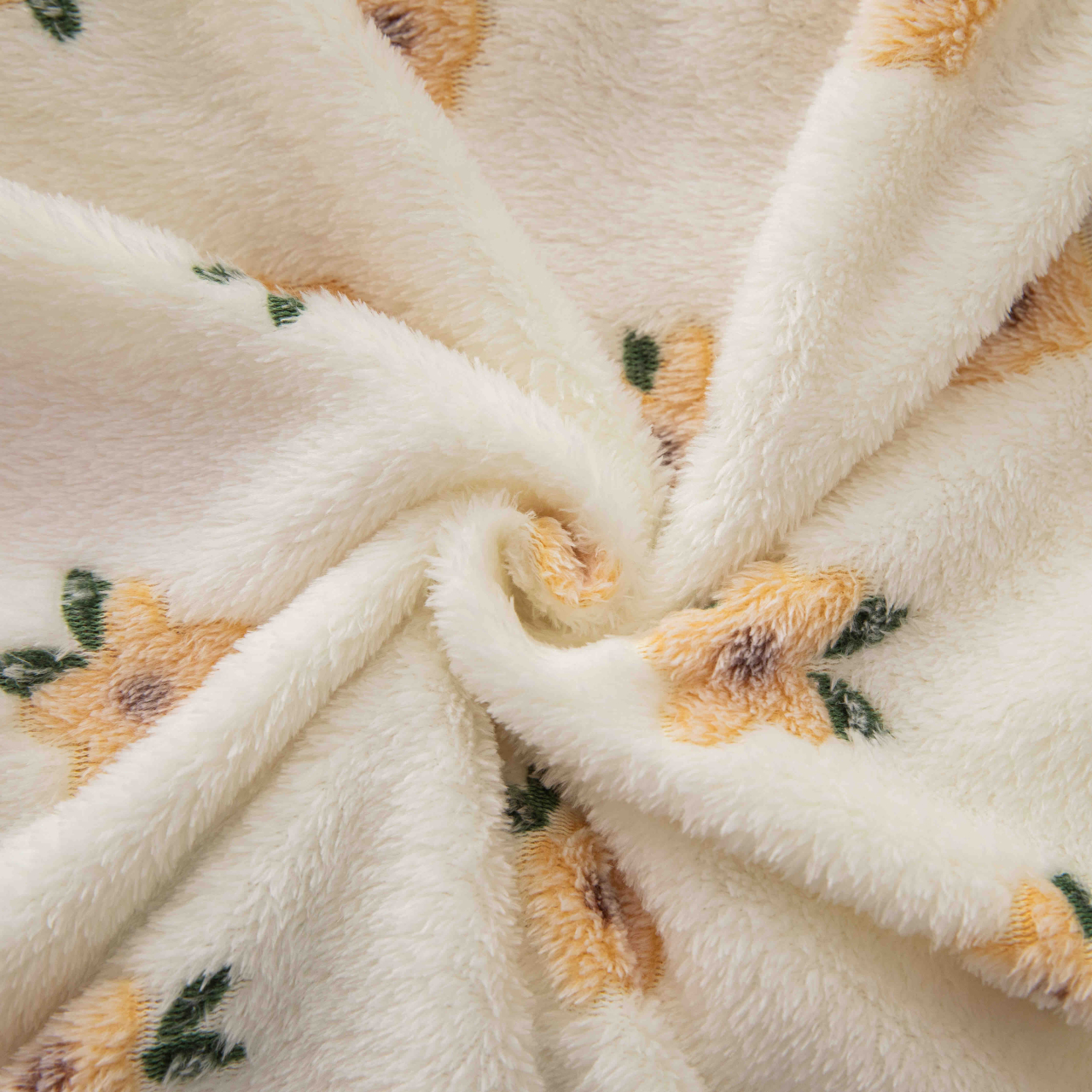 Lenjerie de pat dublu cocolino,4 piese, cearceaf cu elastic,crem cu floricele si iepurasi-A1431 [4]