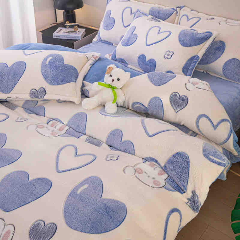 Lenjerie de pat dublu cocolino,4 piese cu elastic,alba cu inimi albastre-A953 [3]