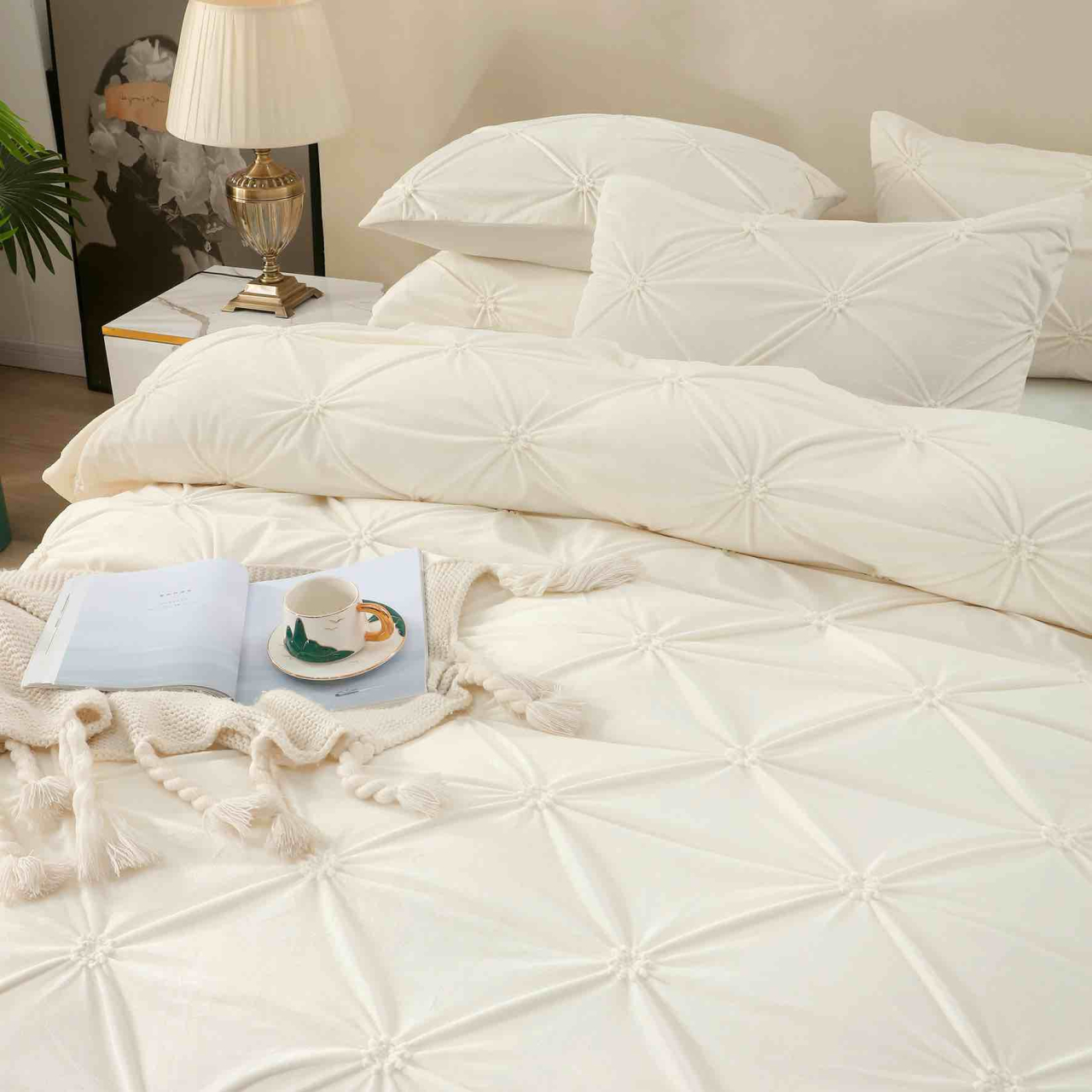 Lenjerie de pat dublu din catifea cu pliuri,cearceaf cu elastic,4 piese,crem- A1386 [3]