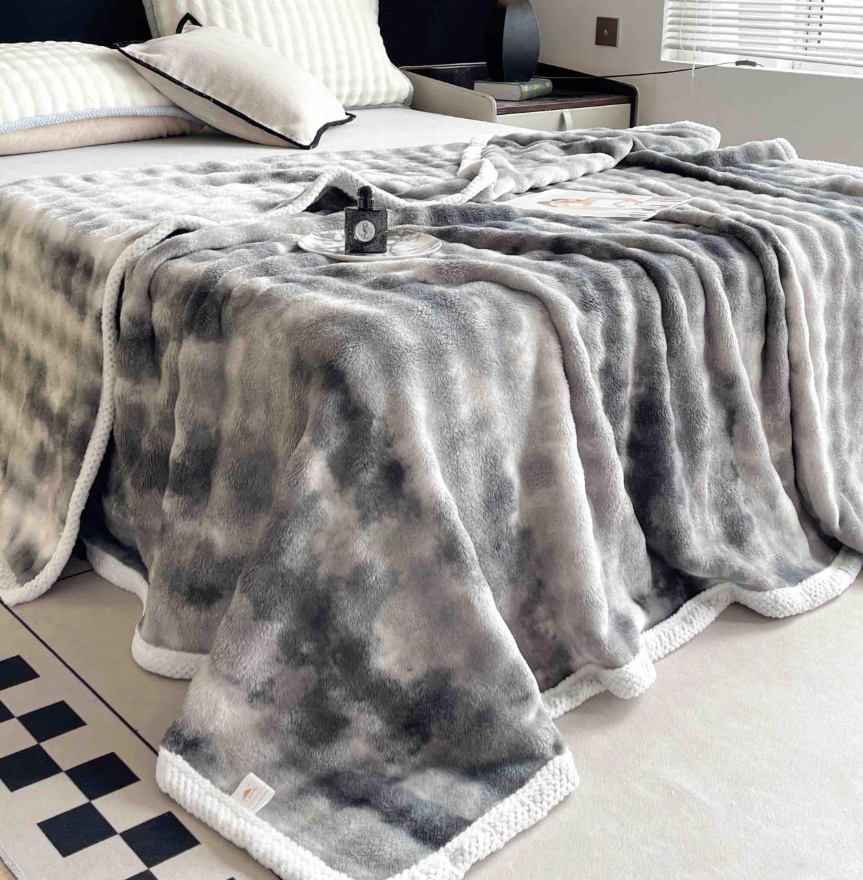 Patura cocolino 200x230cm,gofrata cu bordura alba,gri-alba-F074 [4]