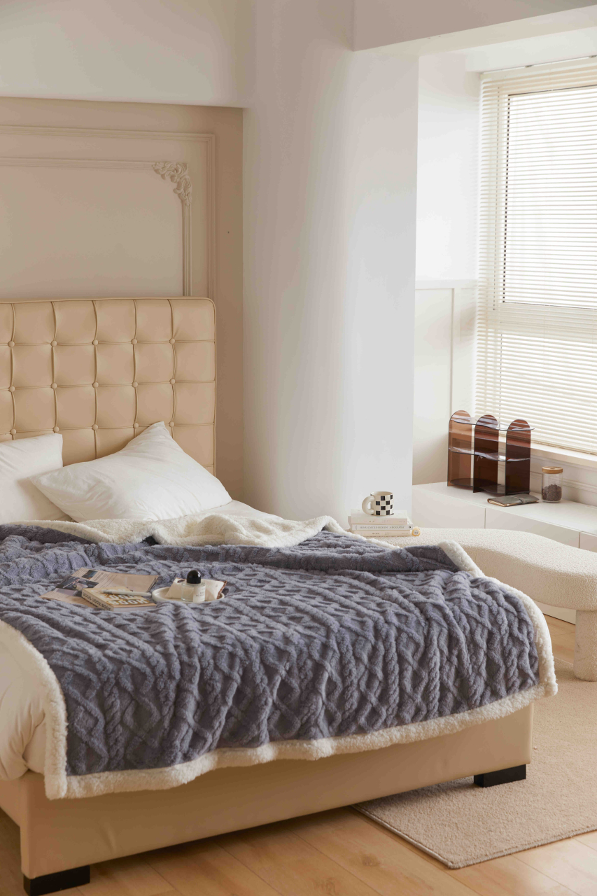 Patura cocolino 200x230cm,tip tricotaj cu blanita,gri deschis-F042 [8]