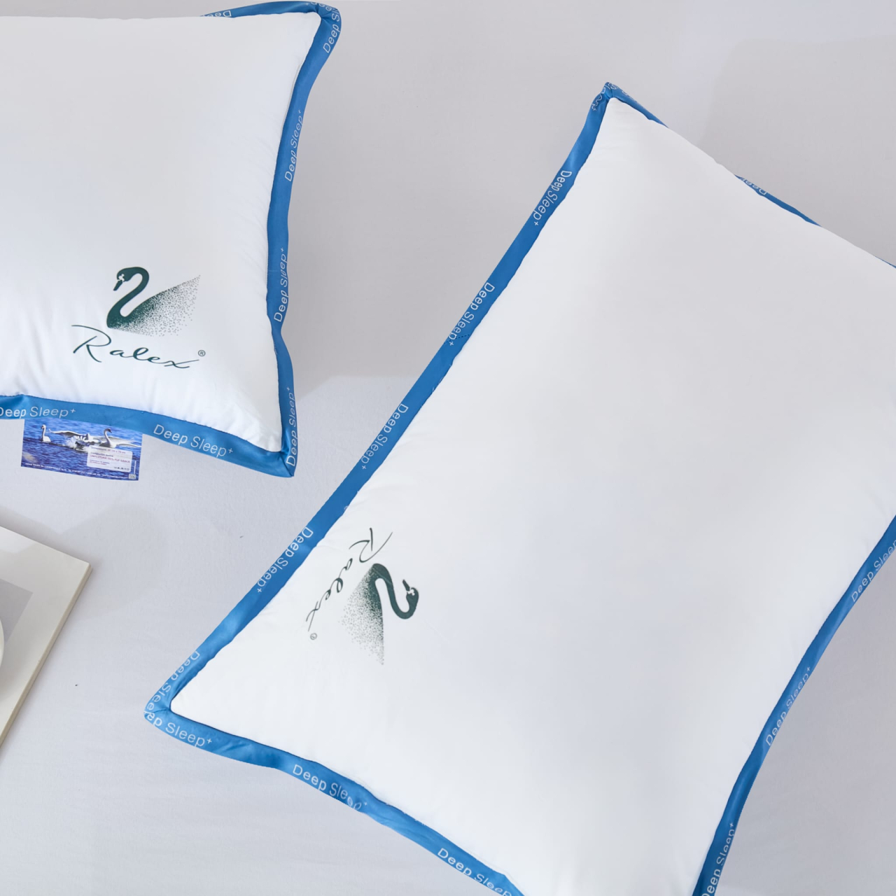 Perna pentru dormit cu puf si pana de gasca DEEP SLEEP [4]