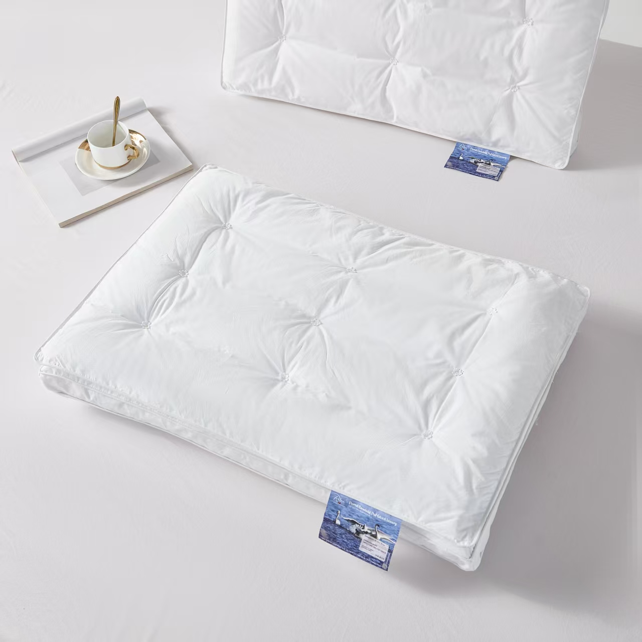 Perna pentru dormit cu puf si pana de gasca FLUFFLARIUM ROYAL [4]