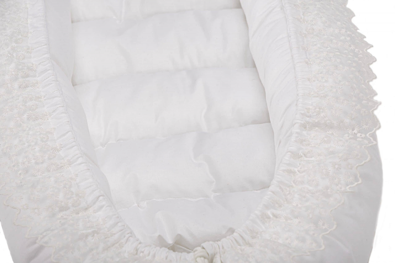 Pozitionator SomnArt baby nest, 94x60cm, cu dantela, alb [3]