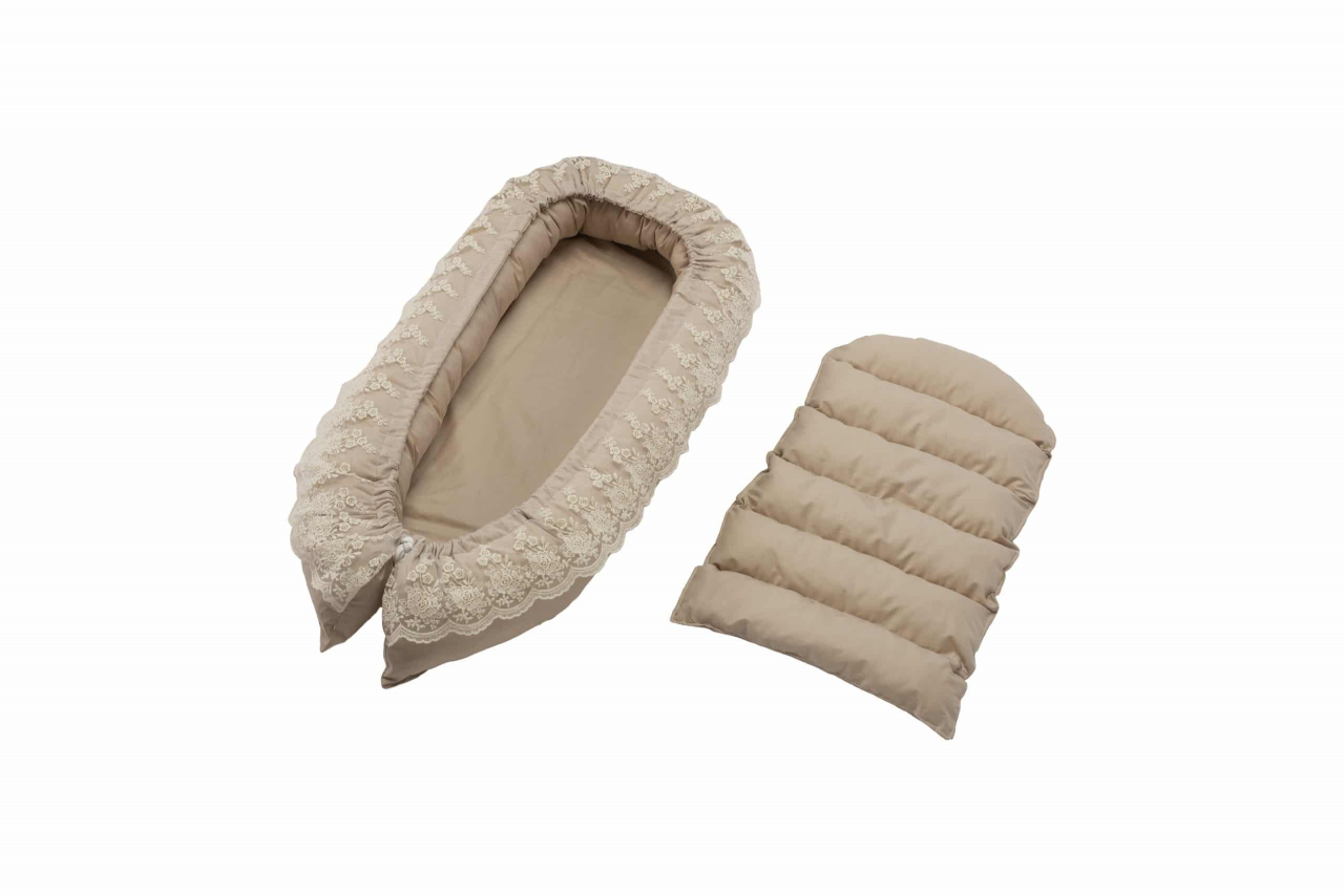 Pozitionator SomnArt baby nest, 94x60cm, cu dantela, crem [2]