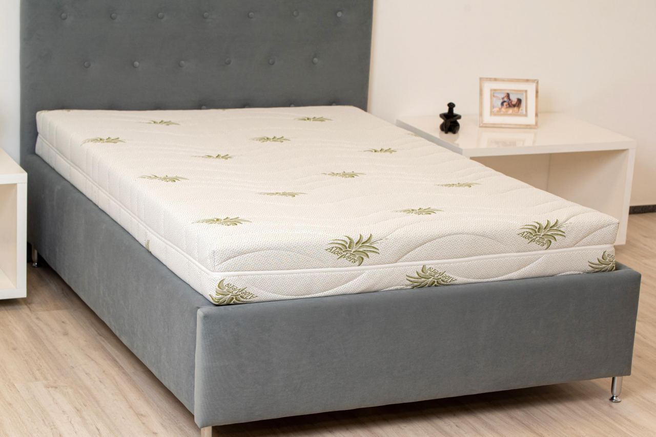 Saltea cu spumă poliuretanică Somnexpert 90x200, înălțime 17 cm, ortopedică, husă bumbac Aloe Vera detașabilă și lavabilă, rulată, fermitate medie [9]