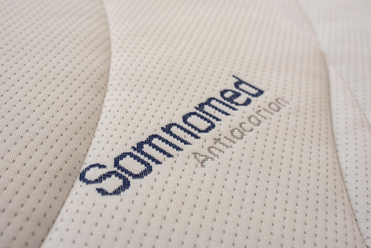 Saltea cu spumă poliuretanică Somnomed Antiacaria 180x200, înălțime 20 cm, pentru alergici, husă detașabilă și lavabilă cu tratament antiacarian, fermitate medie [16]