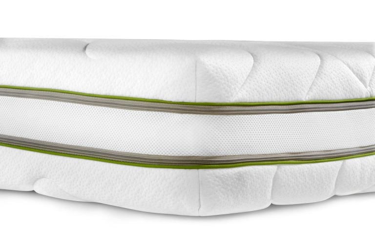 Saltea Latex Somnart 180x200, inaltime 20 cm, miez perforat 7 zone, husa cu 3D lavabila si detasabila cu fermoar, manere, fermitate medie [5]