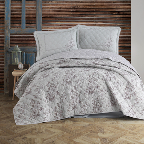 Cuverturi pat - Cuvertura pat 2 persoane matlasata reversibila 240x260 cm + 2 fete perna 50x70 cm, model floral bej-PORTO V2