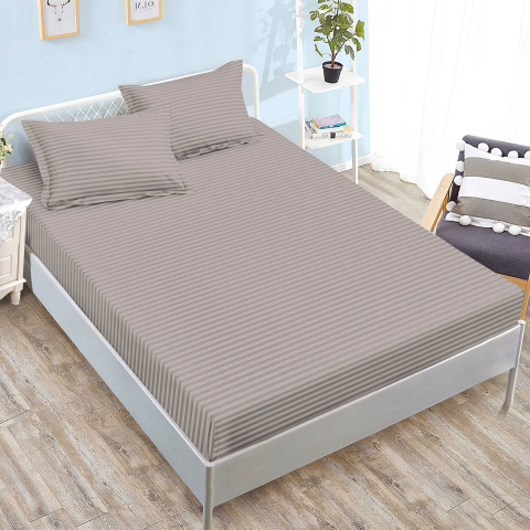 Huse de pat - Husa de pat damasc taupe cu dungi fine 160x200 / 180x200 + 2 fete perna