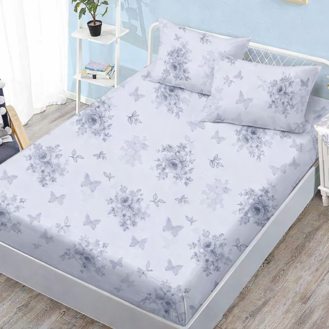Huse de pat - Husa de pat finet gri deschis cu flori si fluturi eleganti + 2 fete perna cu elastic 160x200