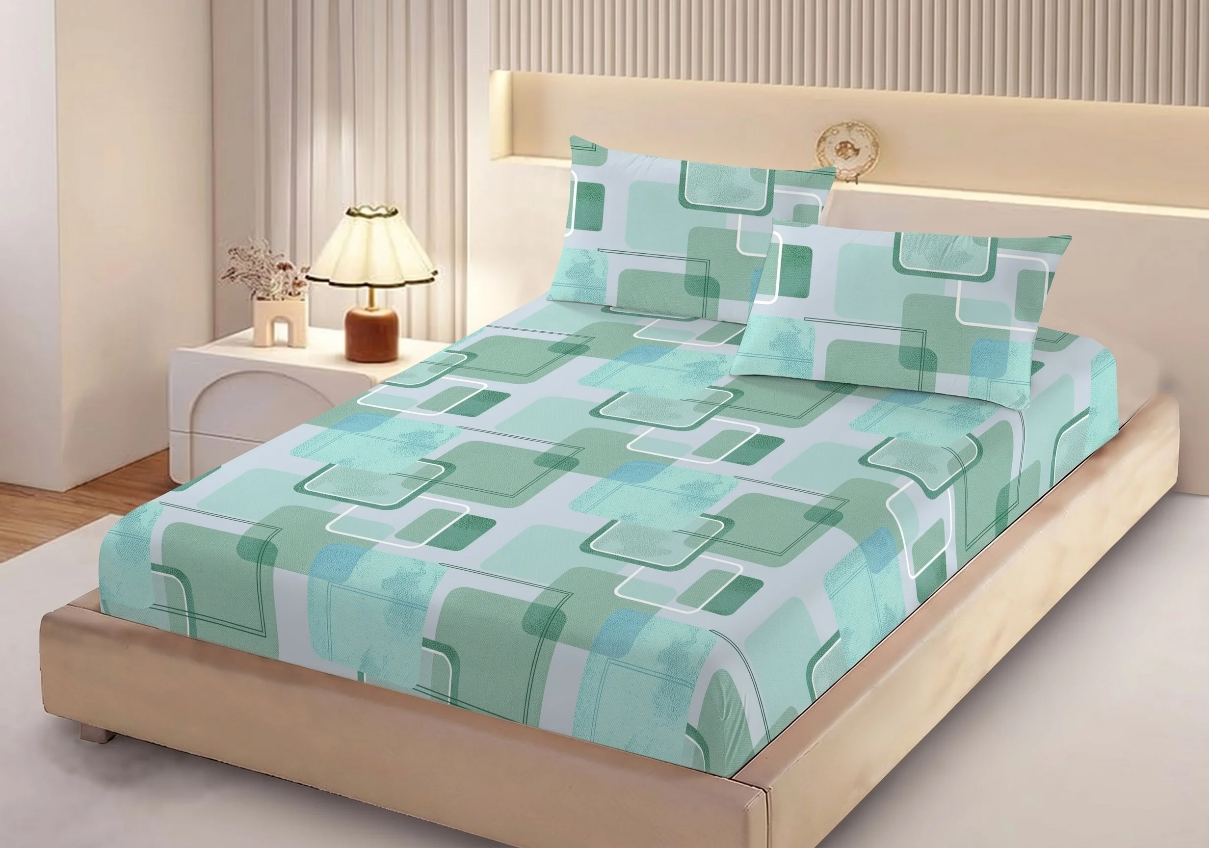Huse de pat - Husa de pat finet turcoaz cu model geometric alb si verde + 2 fete perna cu elastic 160x200
