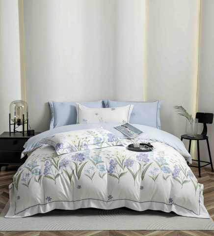 Lenjerii de pat bumbac - Lenjerie de lux pentru pat dublu,bumbac finet,6 piese,cearceaf cu elastic,alba/lila,imprimeu cu flori albastre-A1006