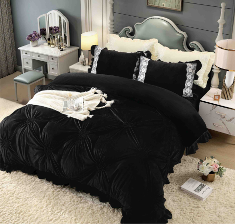 Lenjerii de pat catifea - Lenjerie de pat din catifea cu inimi brodate,4 piese,neagra- A1369