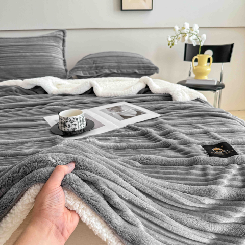 Patura cocolino cu blanita alba 200x230cm,cu fermoar,doua fete de perna 50x70cm,gri deschis- F135 [5]