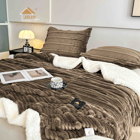 Patura cocolino cu blanita alba 200x230cm,cu fermoar,doua fete de perna 50x70cm,maro- F138 [2]