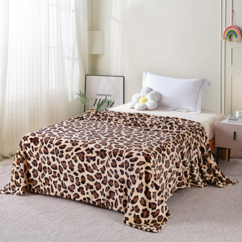 Paturi cocolino - Patura cocolino bej cu imprimeu leopard 200x230 cm
