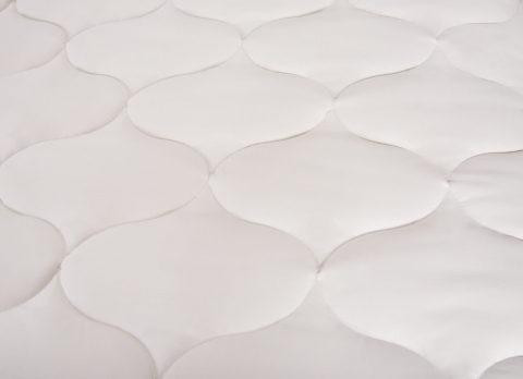 Pilota calduroasa de iarna matlasata Wooltex Benessere Somnart, 200x220 cm, umplutura lana, 600 g/m², tesatura 100% bumbac [1]