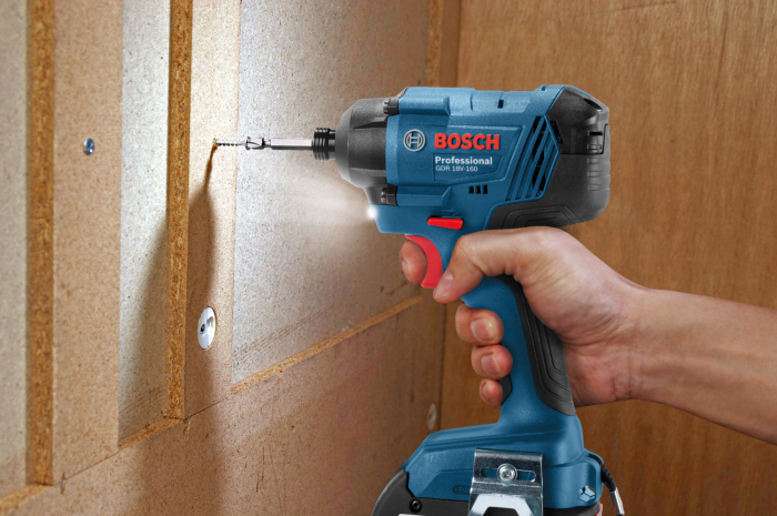 Bosch GDR 180-LI Surubelnita cu impact cu 2 acumulatori Li-Ion 18V, 2Ah, 160Nm [3]
