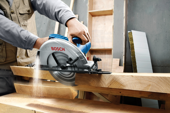 Bosch GKS 235 Turbo Ferastrau circular 2050 W, 235 mm [2]