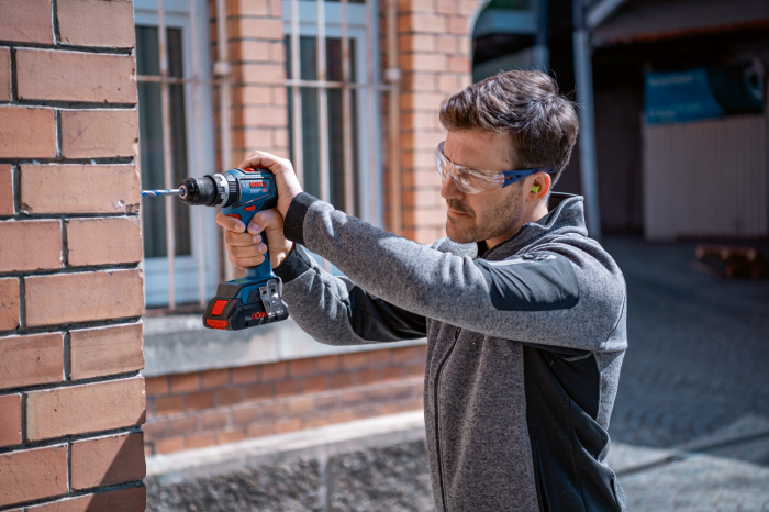 Bosch GSB 18V-90 C Masina de gaurit cu percutie + 2 x acumulatori GBA 5.0Ah + incarcator rapid GAL 18V [2]