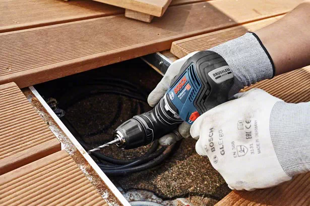 Bosch GSR 12V-35 FC Masina de gaurit si insurubat Li-Ion, 35Nm, 10mm + 2 x acumulatori GBA 12V, 3.0Ah + Incarcator rapid GAL 12V-40 + L-Boxx [3]