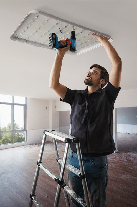 Bosch GSR 185-LI Masina de gaurit si insurubat 50Nm+ 2 acumulatori Li-Ion 18V, 2Ah + incarcator + Valiza profesionala [3]