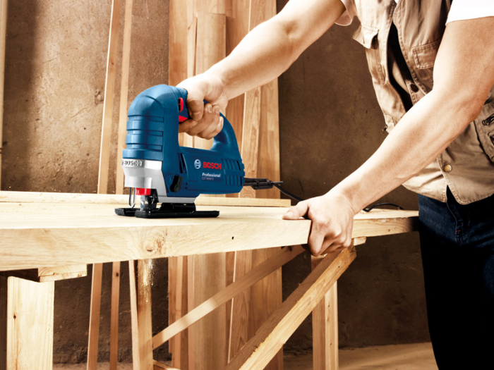 Bosch GST 8000 E Ferastrau vertical, 710W, 80mm [2]