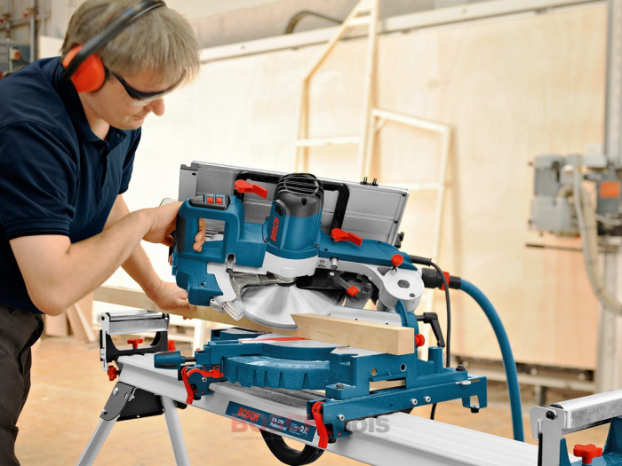 Bosch GTM 12 JL Ferastrau stationar multifunctional, 1800W, 305mm [2]