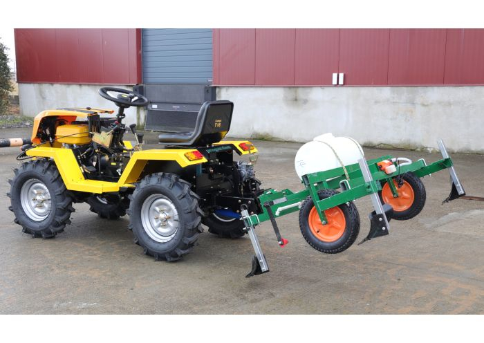 ProGARDEN Dispozitiv intindere folie si aplicare tratamente prin pulverizare, 110cm, 30L pentru minitractoare Campo T [3]