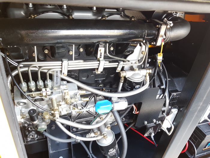 Stager YDY33S3 Generator insonorizat 33kVA, 43A, 1500rpm, trifazat, diesel [3]