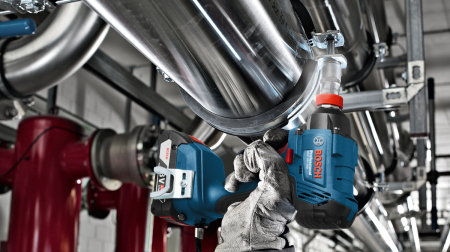 Bosch Kit 2 scule 18V GSR 180-LI Masina de gaurit si insurubat cu 2 acumulatori Li-Ion, 1.5Ah, 54Nm + GDX 180-LI Masina de insurubat cu impact, 180Nm + Valiza [2]