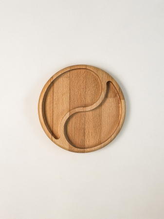 Platou Pătrat cu 2 Compartimente Turku din Lemn de Fag – Design Natural și Modern, 22 cm [1]