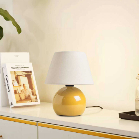 Veioze & lampi birou - Casa Modern Abajur Carpi Sferă Metalic Galben - O Notă de Soare și Eleganță pentru Casa Ta - CMD241820