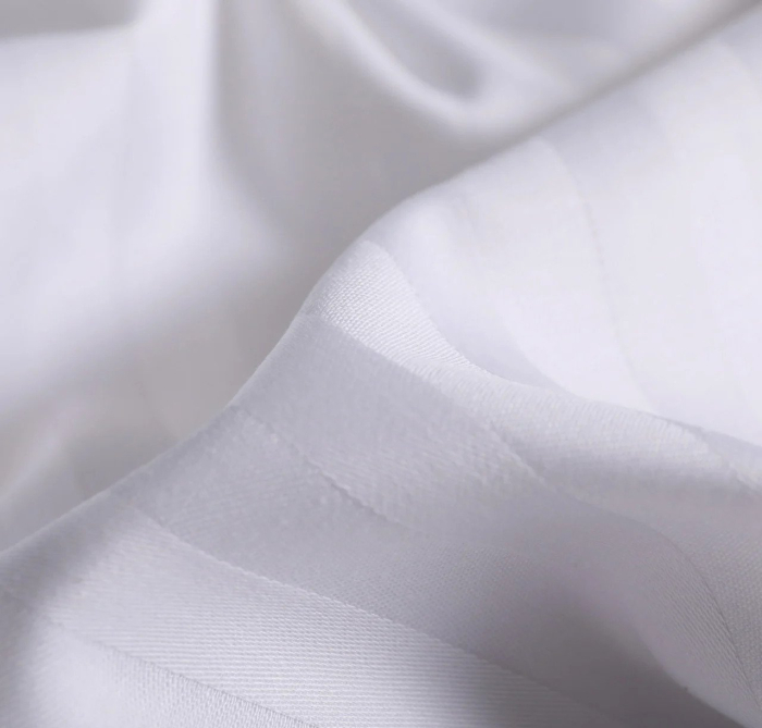 lenjerie de pat personalizata cu broderie nume [4]