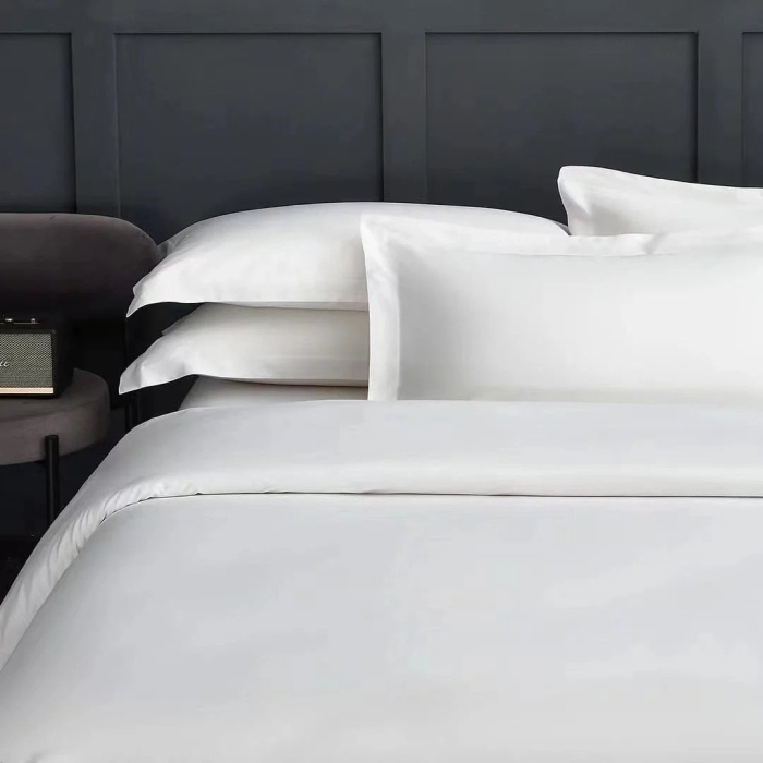 1-lenjerie-de-pat-hotel-lux-uni-saten-155-g-mp-casimi-p1 [1]