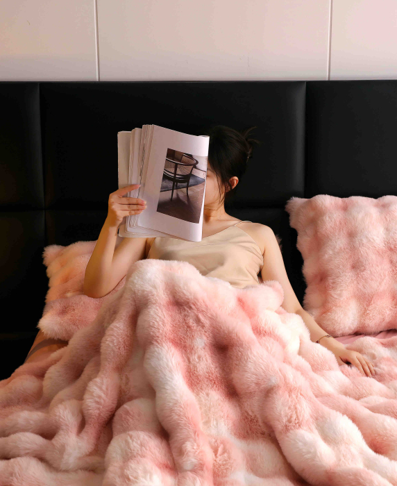 Set Lenjerie De Pat Blana Artificiala De Iepure, 6 Piese, 2 Persoane [4]