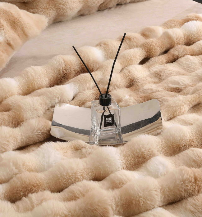 Set Lenjerie De Pat Blana Artificiala De Iepure, 6 Piese, 2 Persoane [4]