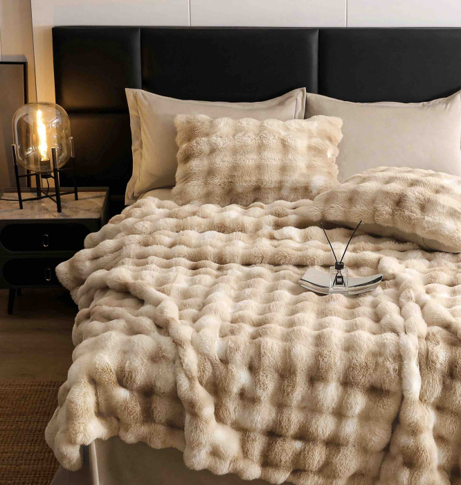 Set Lenjerie De Pat Blana Artificiala De Iepure, 6 Piese, 2 Persoane [6]