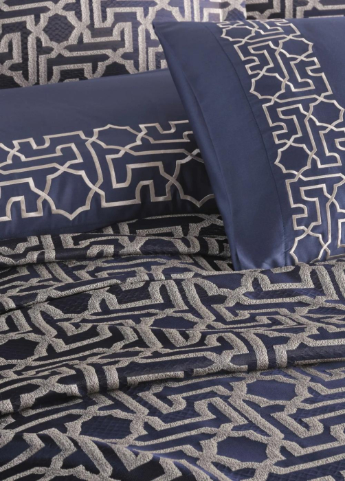 dantela-vita-set-lenjerie-de-pat-si-cuvertura-pat-2-persoane-bumbac~casimi~p1 [4]