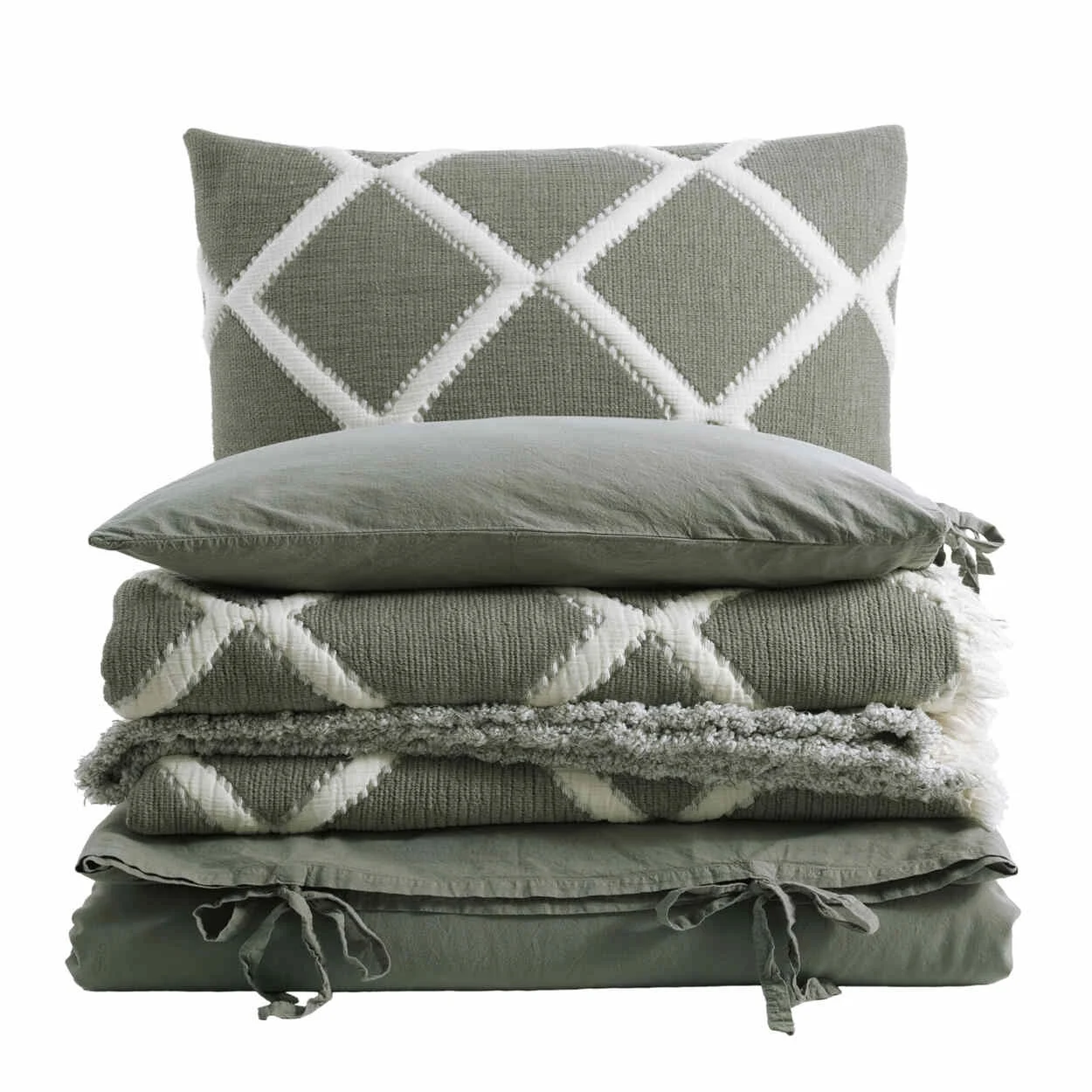 dantela-vita-set-lenjerie-de-pat-si-cuvertura-pat-2-persoane-bumbac~casimi~p1 [3]