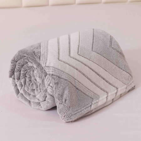 Patura-cocolino-pufoasa-200x230cm-zig-zag-gri-cu-alb [2]