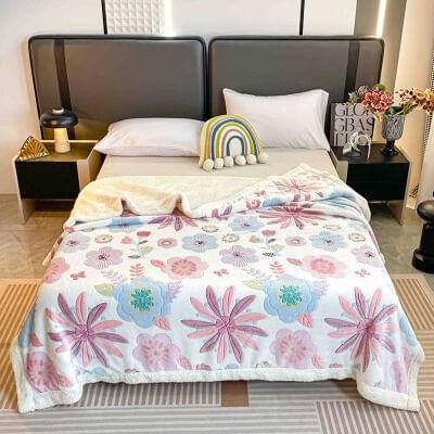 Paturi Pufoase - Patura Cocolino Cu Blanita-Fluturi