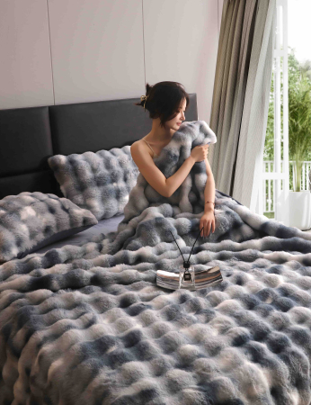 Set Lenjerie De Pat Blana Artificiala De Iepure, 6 Piese, 2 Persoane [1]