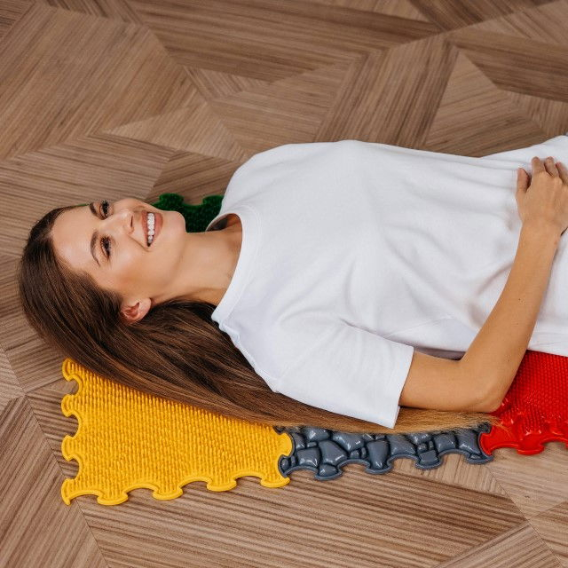 Covoras ortopedic, senzorial, set puzzle, 8 piese cu diferite texturi, Marco Polo [5]