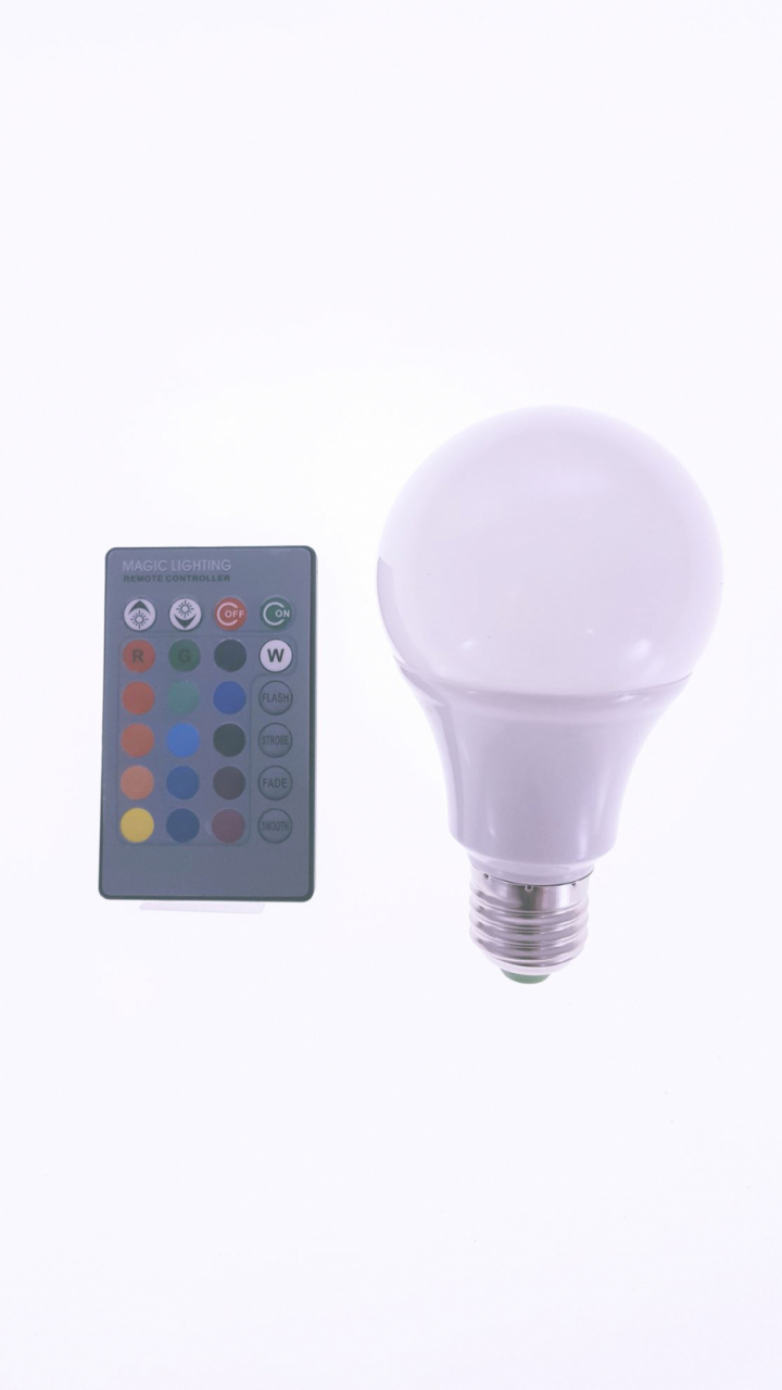 Bec Led Bulb E27 9W RGB cu telecomanda [4]