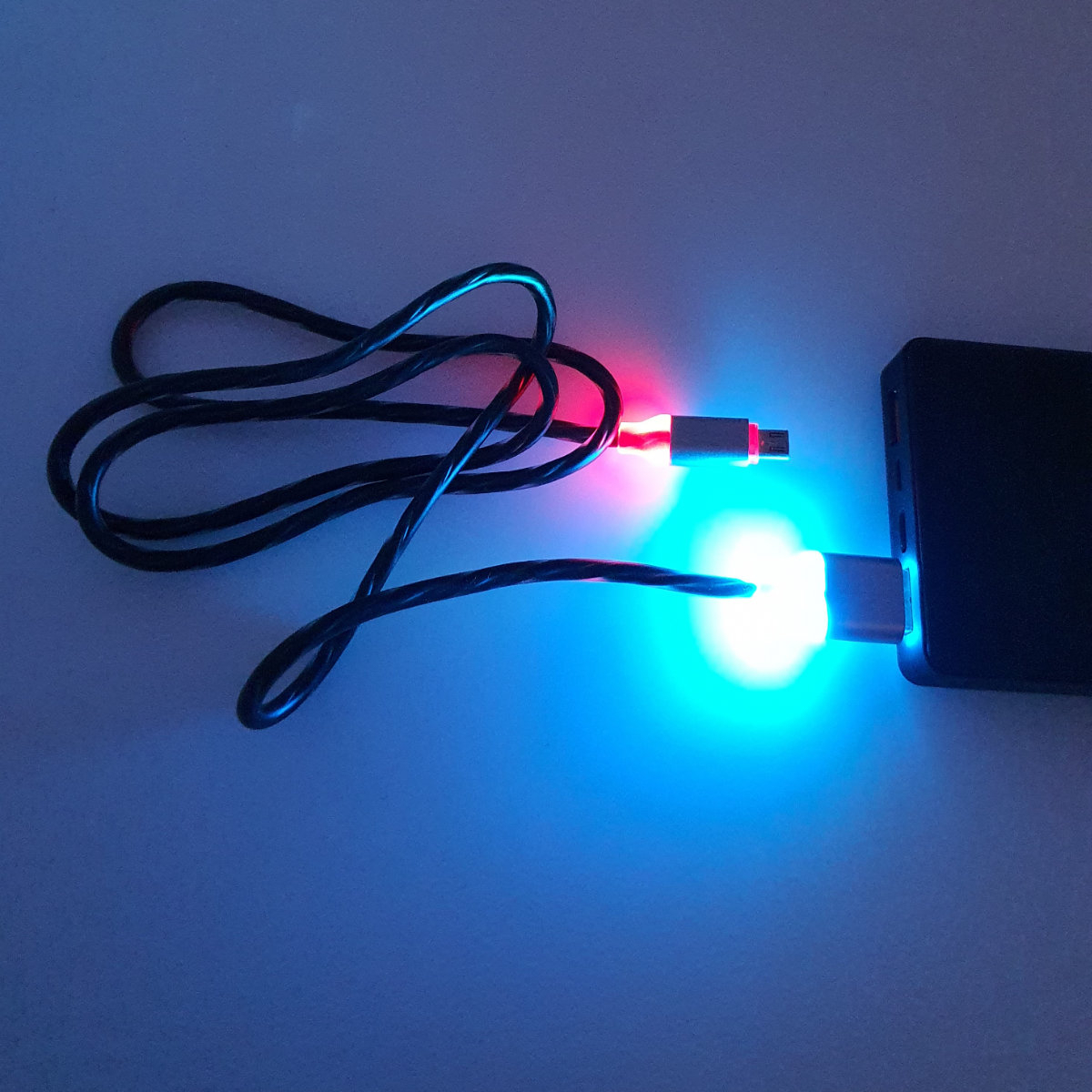 Cablu cu iluminare LED multicolor, 90 cm, conectori USB 2.0 tata la microUSB tata, 5V 1.5A, invelis de protectie, negru [7]