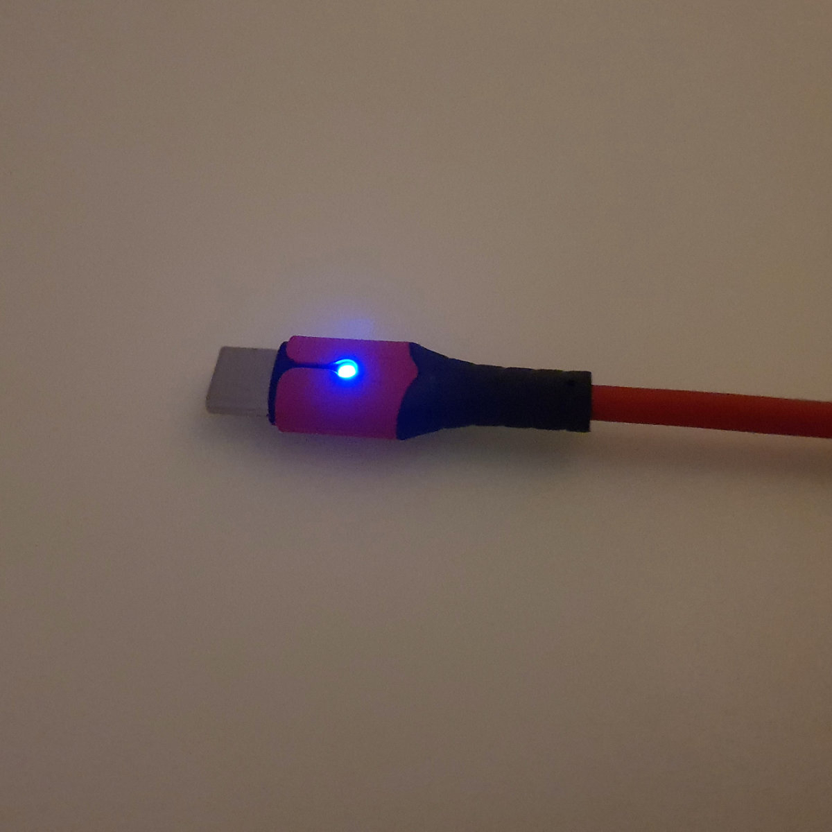 Cablu premium de incarcare rapida, LED, USB 2.0 tata la USB tip C tata, Liquid Soft Rubber, 1.5m, 3A, rosu [5]