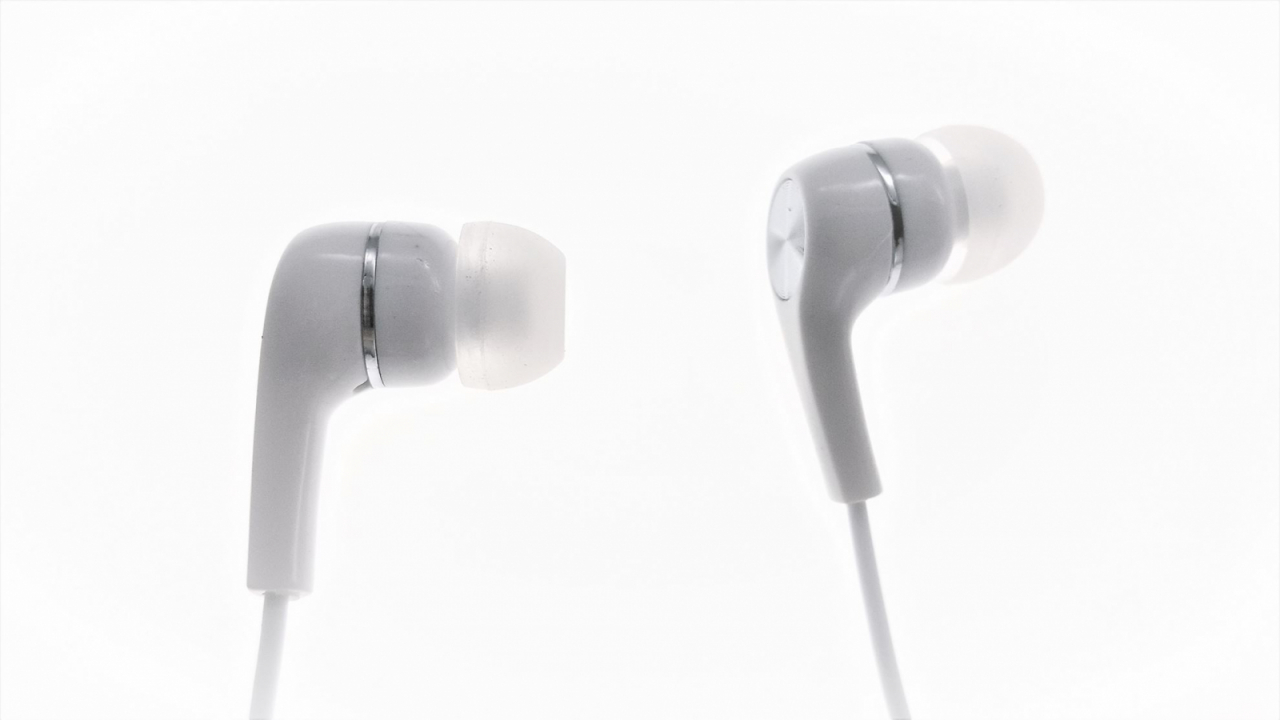 FIESTA EARPHONES+MIC MINI JACK XT-7210 WHITE [43506] [10]